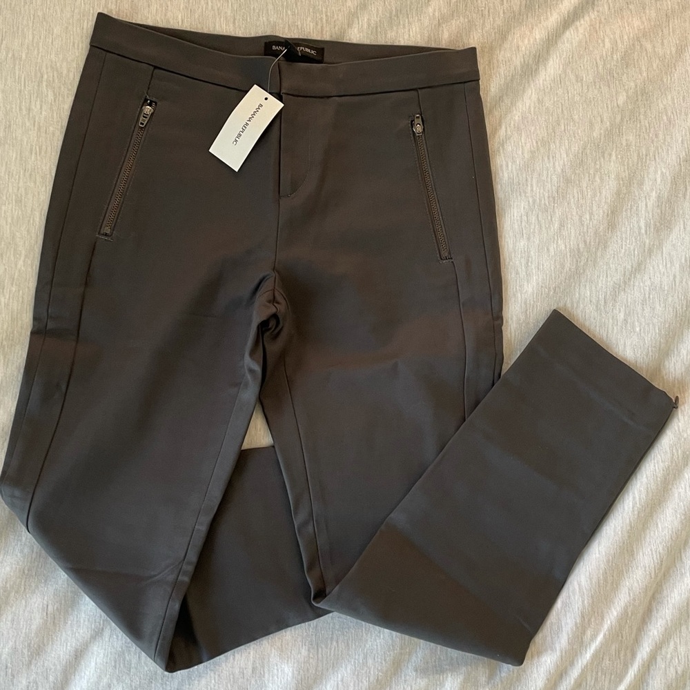 NWT Banana Republic Charcoal Grey Petite Pants 2P